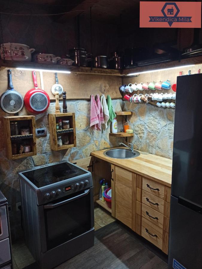 בית הארחה קולאסין 	Vikendica Mila מראה חיצוני תמונה