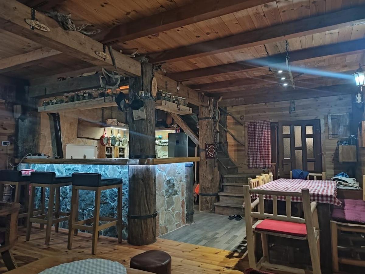בית הארחה קולאסין 	Vikendica Mila מראה חיצוני תמונה